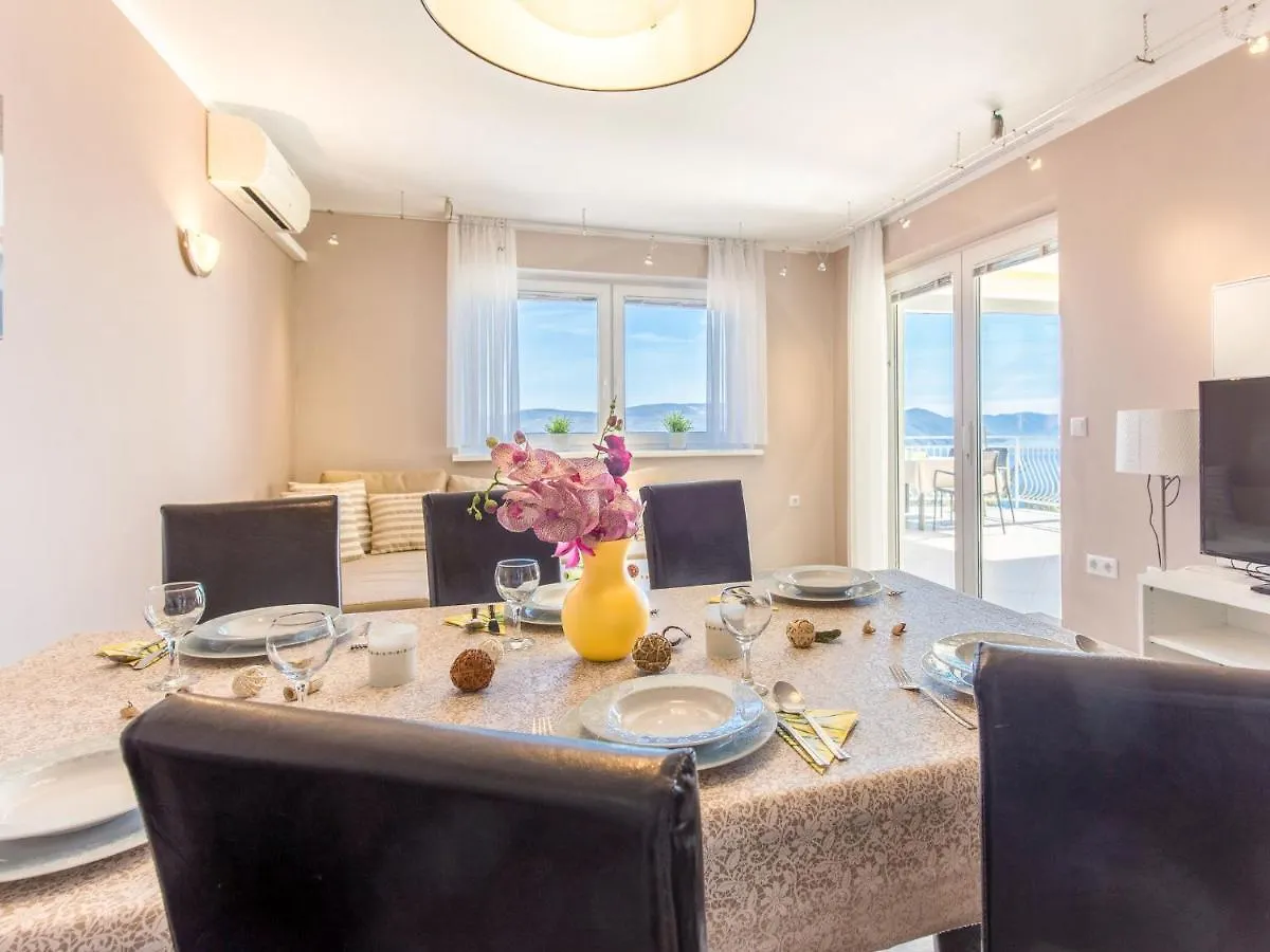 Holiday Home Casa Filip & Katja By Interhome Plomin